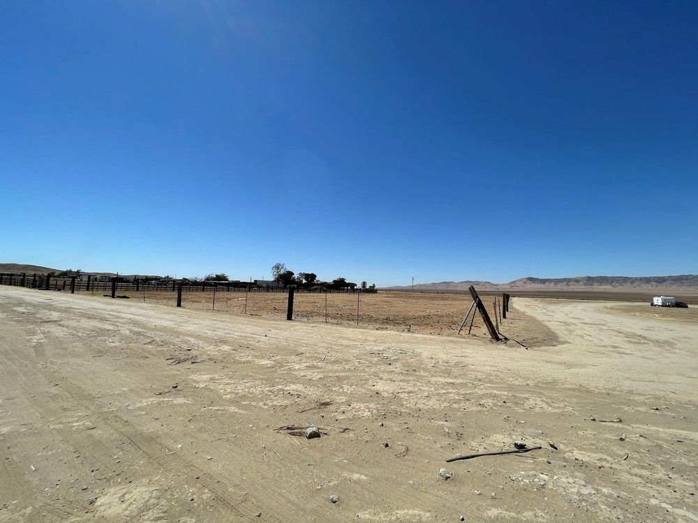 ±0.99 Acres of Vacant Land in Coalinga, CA: 47988 Lost Hills Rd, Coalinga, CA 93210